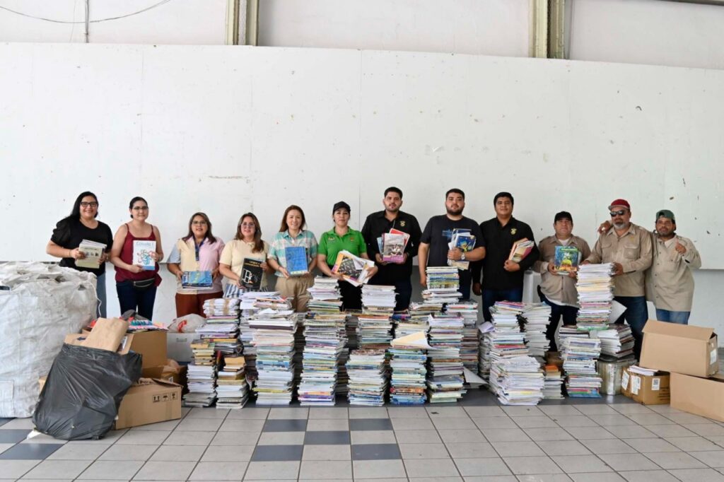 La Preparatoria Central Diurna de la UAS entrega más de 700 kilos de material reciclable a Bienestar Universitario; fortalecen la cultura de la sostenibilidad