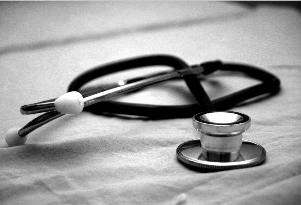 Denuncia exfuncionaria del Hospital Infantil de México presunta represalia tras reportar irregularidades
