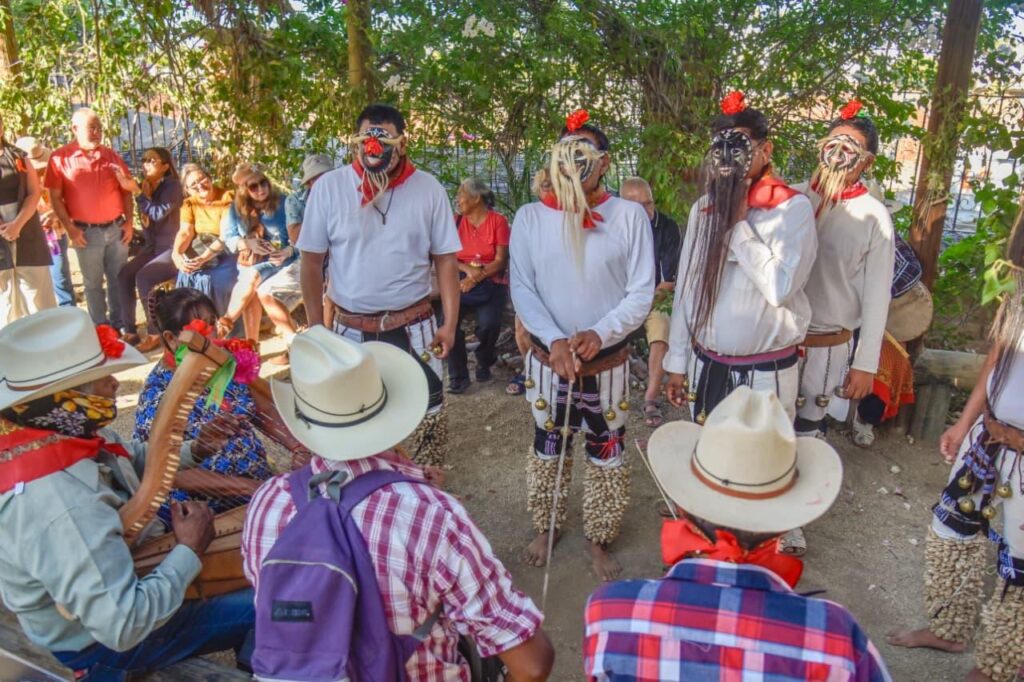Dirección de Asuntos Indígenas promueve programas de desarrollo comunitario y fortalecimiento cultural.