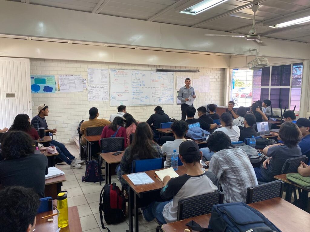 Investigador sinaloense desarrolla tecnología para aprender Lengua de Señas Mexicana