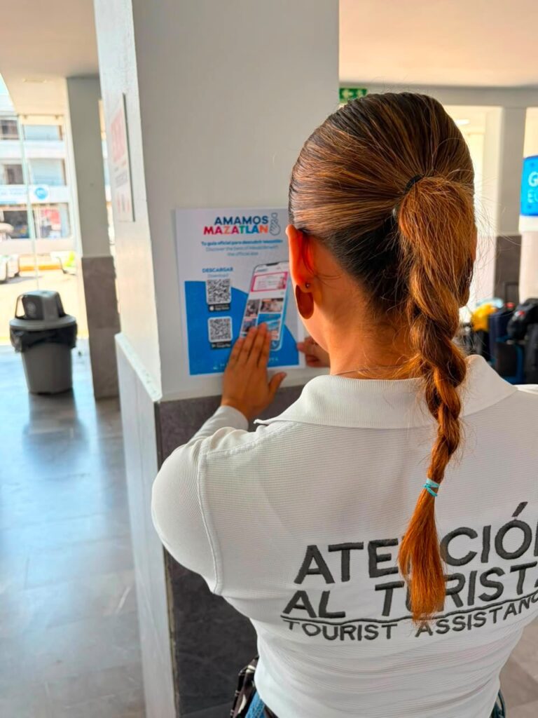 CAPTA fortalece la atención al visitante con jornada informativa en la Central de Autobuses de Mazatlán