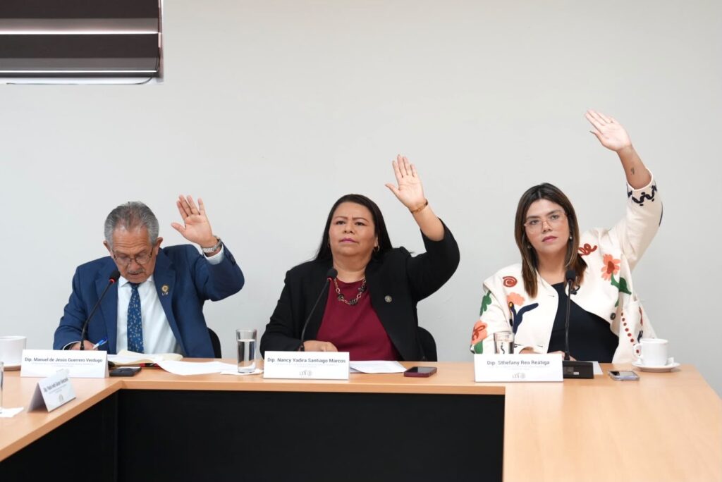 Aprueban dictamen que obliga a elaborar Plan de Desarrollo con visión de largo plazo