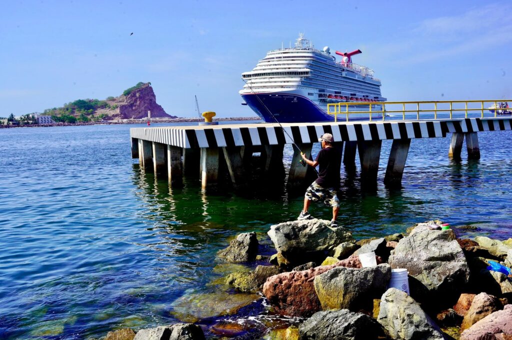 Mazatlán mantiene el impulso del turismo de cruceros con la llegada del Carnival Panorama