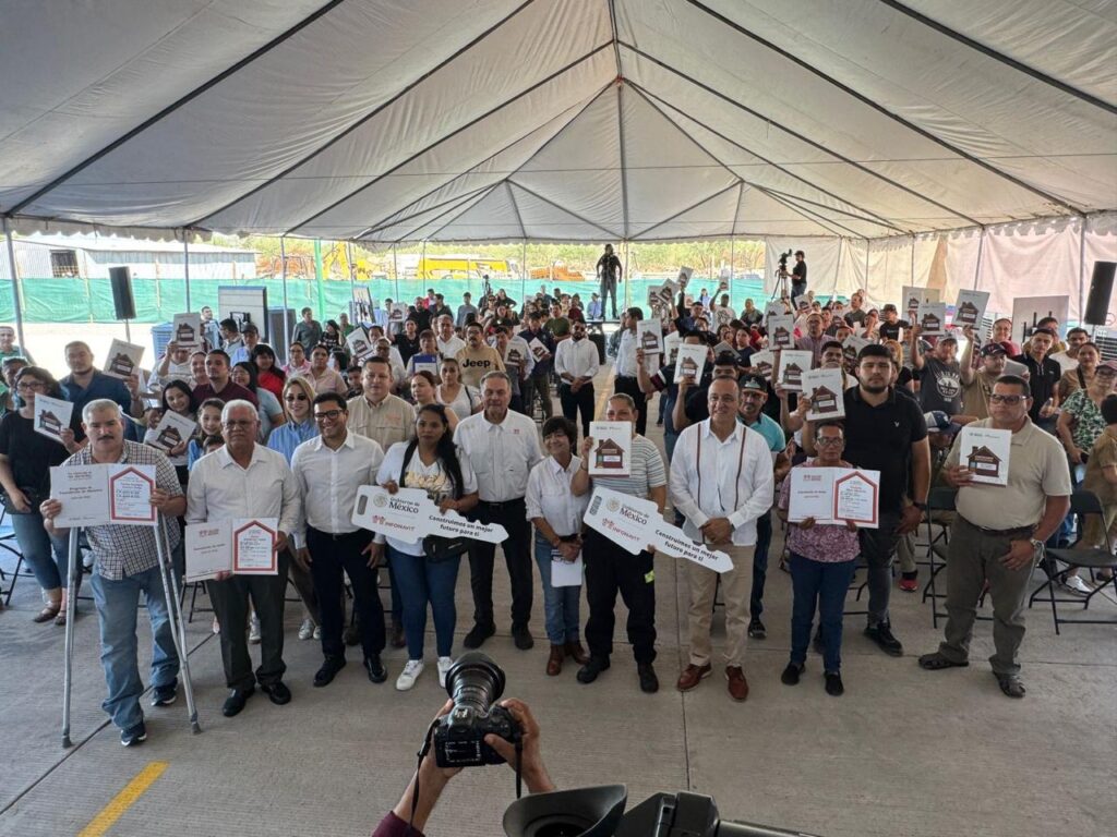 Participa Ahome en La Mañanera con la Presidenta Claudia Sheinbaum para entrega de Viviendas del Bienestar.
