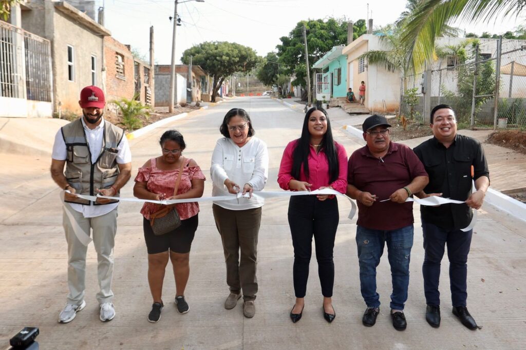 Gobierno de Mazatlán entrega obra de pavimentación integral en la colonia Ejidal