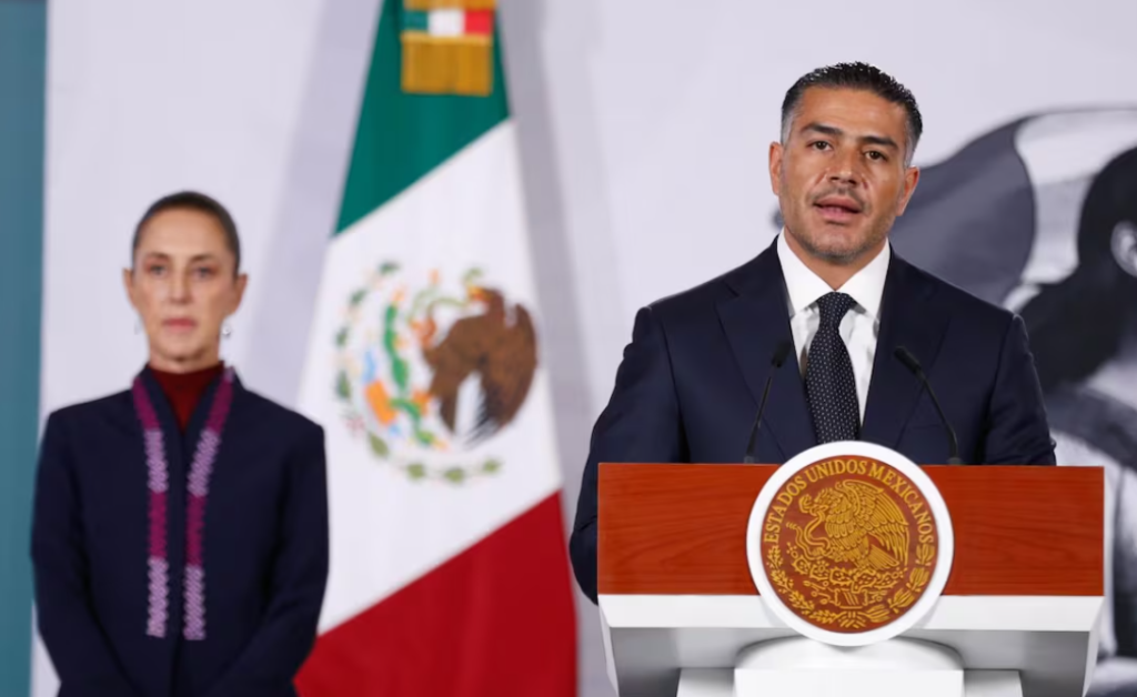 Harfuch niega acuerdo con hijo de AMLO por huachicol fiscal y califica versión de “absurda”