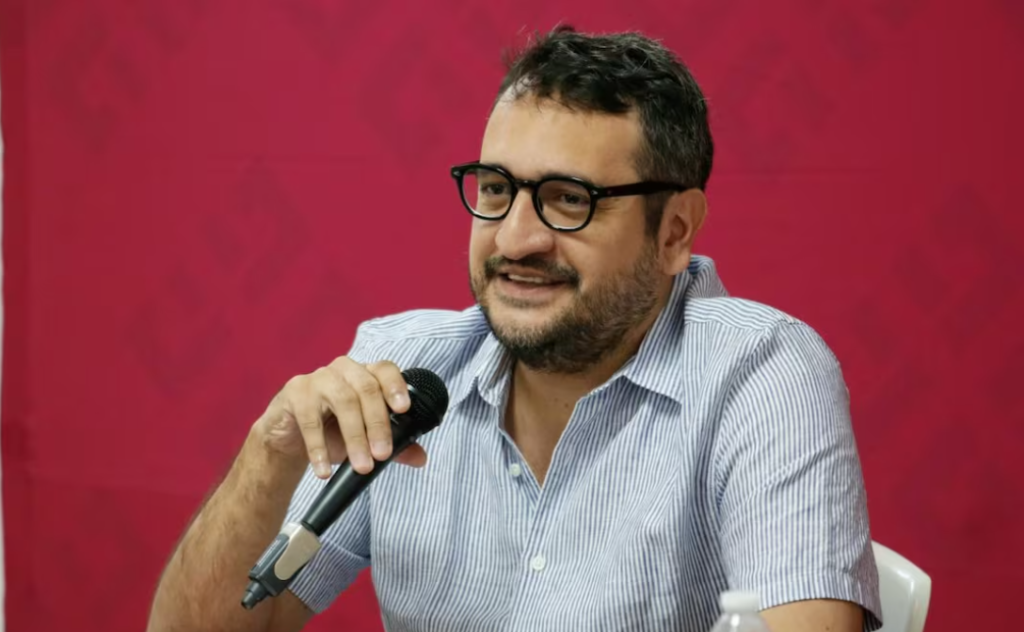 Andy López Beltrán niega vínculos con el huachicol fiscal y acusa campaña contra AMLO