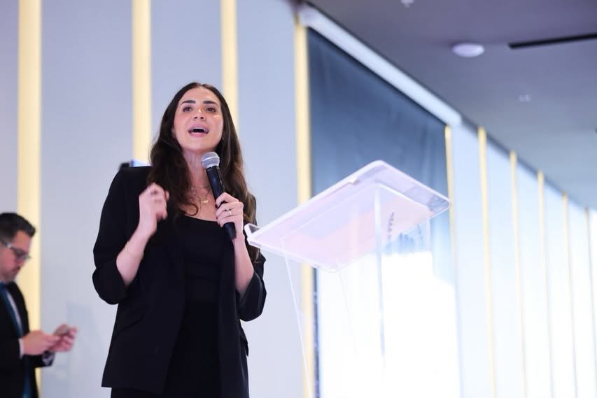 “Desubicado por completo”: Paloma Sánchez cuestiona a Andy López Beltrán tras retiro de visa