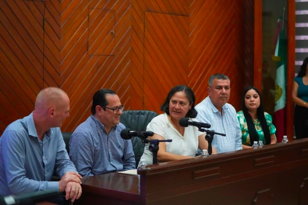 Gobierno de Mazatlán y Gran Acuario mantienen coordinación y compromisos al corriente