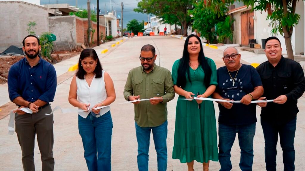 Gobierno de Mazatlán entrega obras de pavimentación que transforman Valles del Ejido y San Jorge