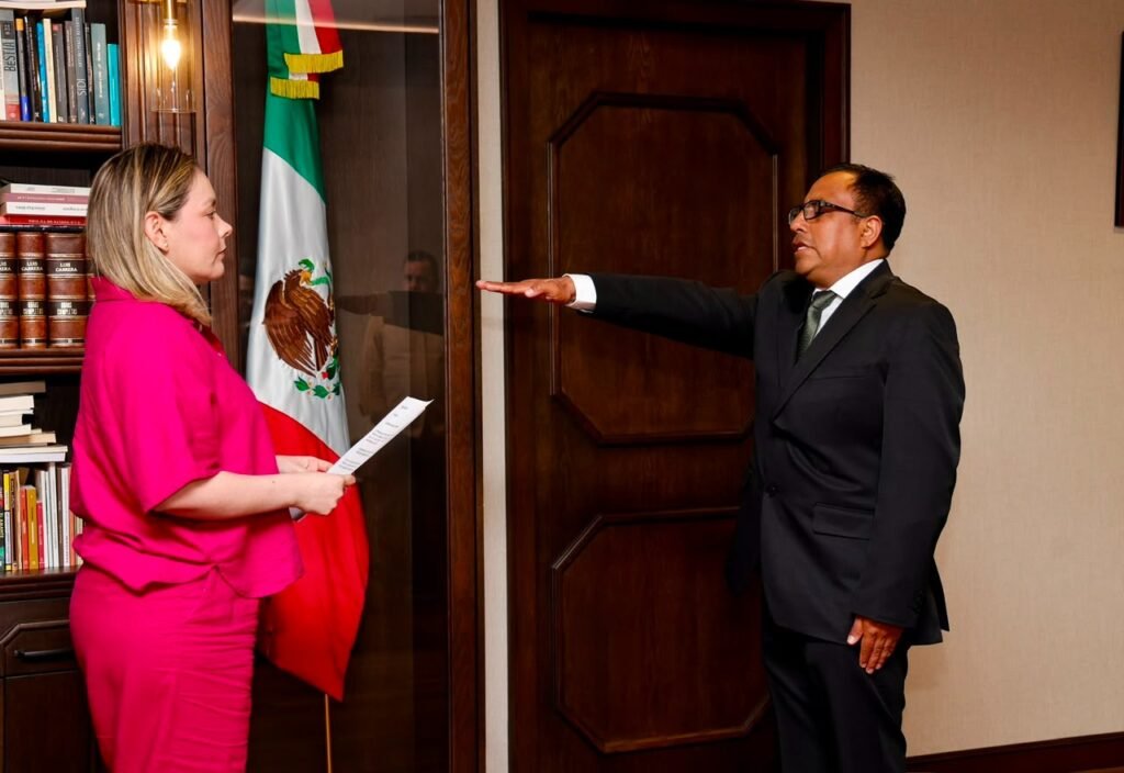 Gobernadora Yeraldine Bonilla toma protesta a Efrén Martínez Casimiro como subsecretario de Seguridad Pública, Prevención y Reinserción Social