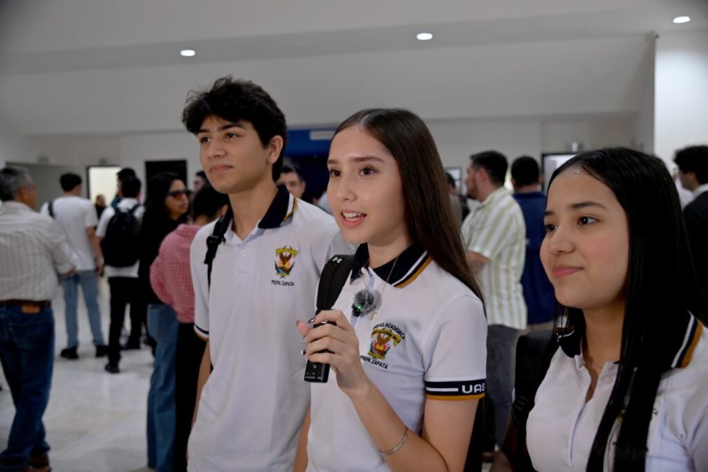 Estudiantes de la UAS inician el ciclo escolar 2026-2027 con entusiasmo y sentido humanista; renuevan metas y compromiso profesional