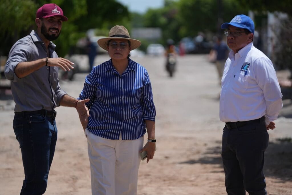Supervisa Presidenta Minerva Osuna avance de obra sanitaria en Lomas del Mar