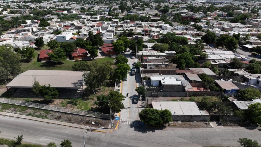 Gobierno del Estado pavimentará calles de acceso a 23  escuelas: Montero Zamudio