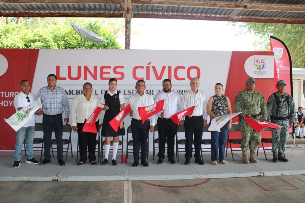 De alumno a alcalde: Jorge Bojórquez regresa a su secundaria y anuncia mejoras para el plantel