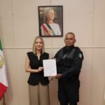 Estrella Palacios entrega nombramiento a Gabino Ulises Jacobo Guerrero como nuevo Secretario de Seguridad Pública