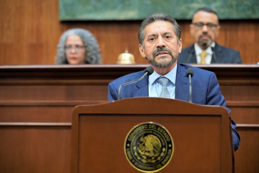 “Sinaloa necesita de su talento, de sus ideas y de su ejemplo”: Dip. Eligio López Portillo