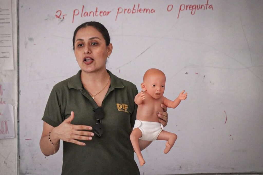 DIF Bienestar Culiacán reactiva programa de prevención de embarazo en adolescentes en escuelas