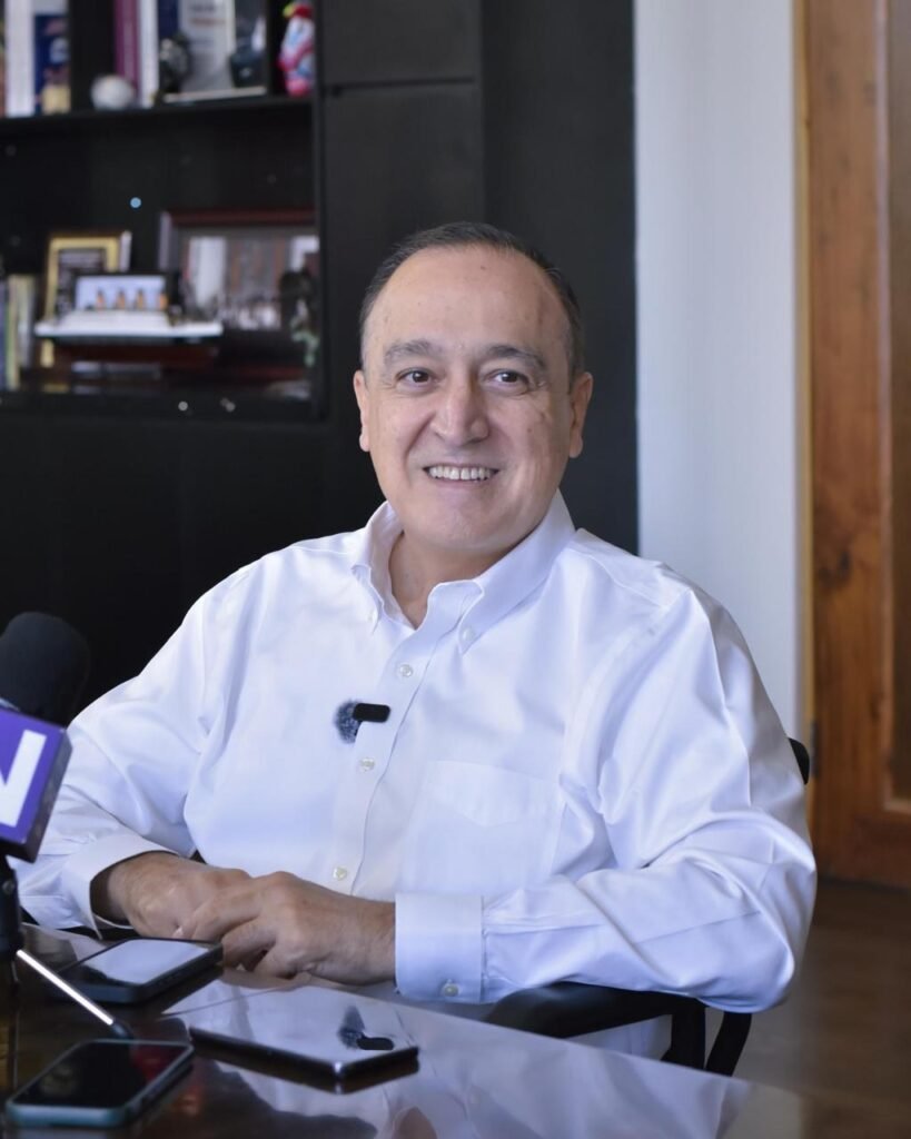 “Se desazolvan en promedio 150 metros lineales diarios del Dren Juárez al sur”: Alcalde Menéndez.