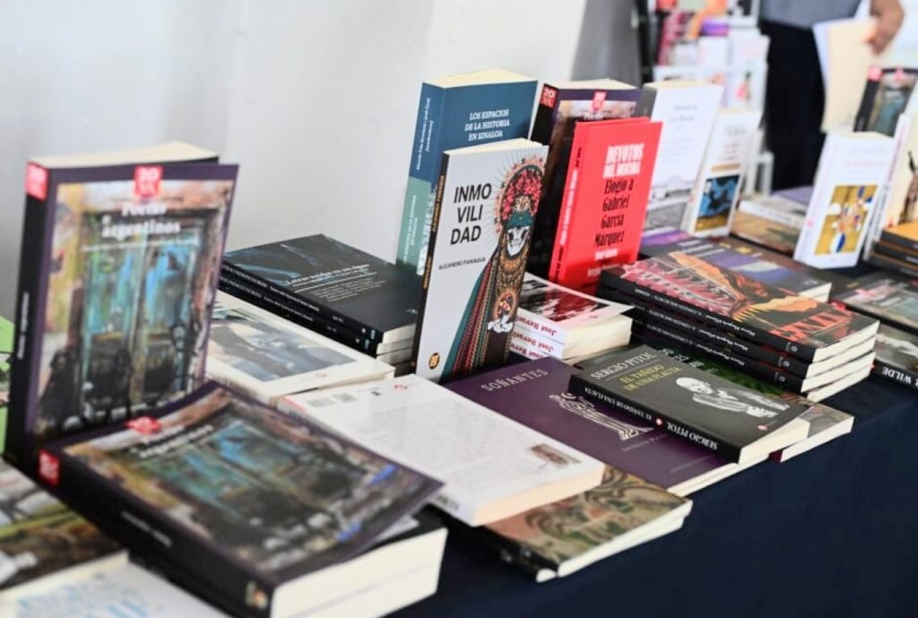 Con más de 300 ejemplares, “Libros Libres” regresa por tercera ocasión a la Preparatoria Central Diurna para fortalecer el gusto por la lectura
