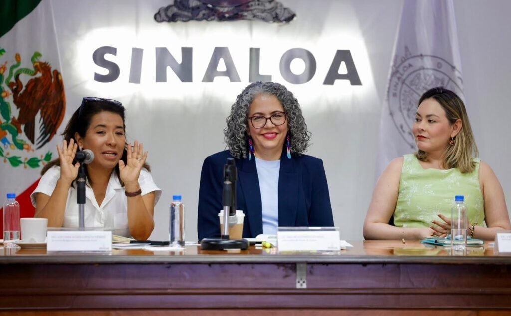 Acuerda gobierno con acuacultores de Sinaloa, acciones para mitigar importación ilegal de camarón