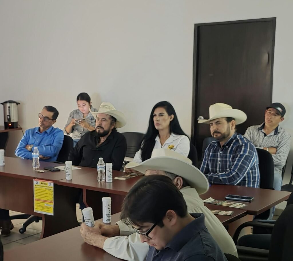 José Alfredo Sáinz Aispuro refuerza capacitación permanente contra el Gusano Barrenador en Sinaloa