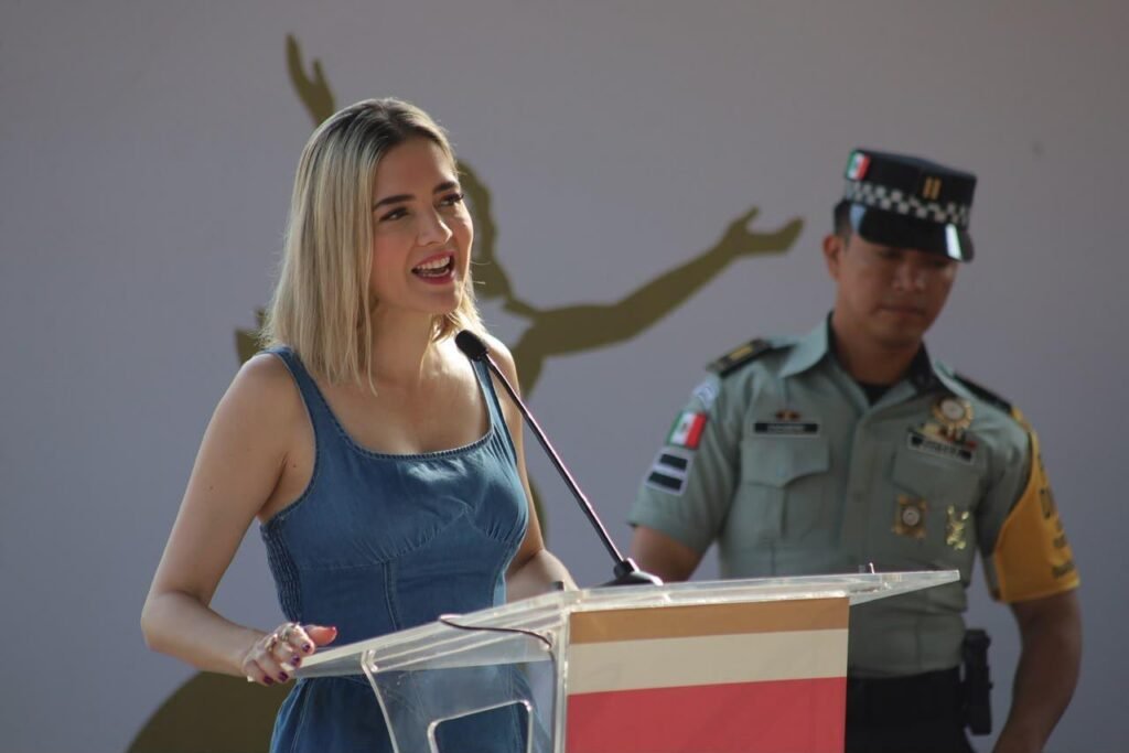 Entrega Estrella Palacios obra educativa en beneficio de estudiantes de la secundaria General No. 4