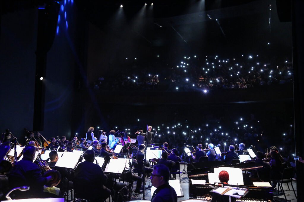 Beatles, rock y un mensaje de esperanza en el cierre del Festival Cultural Sinaloa