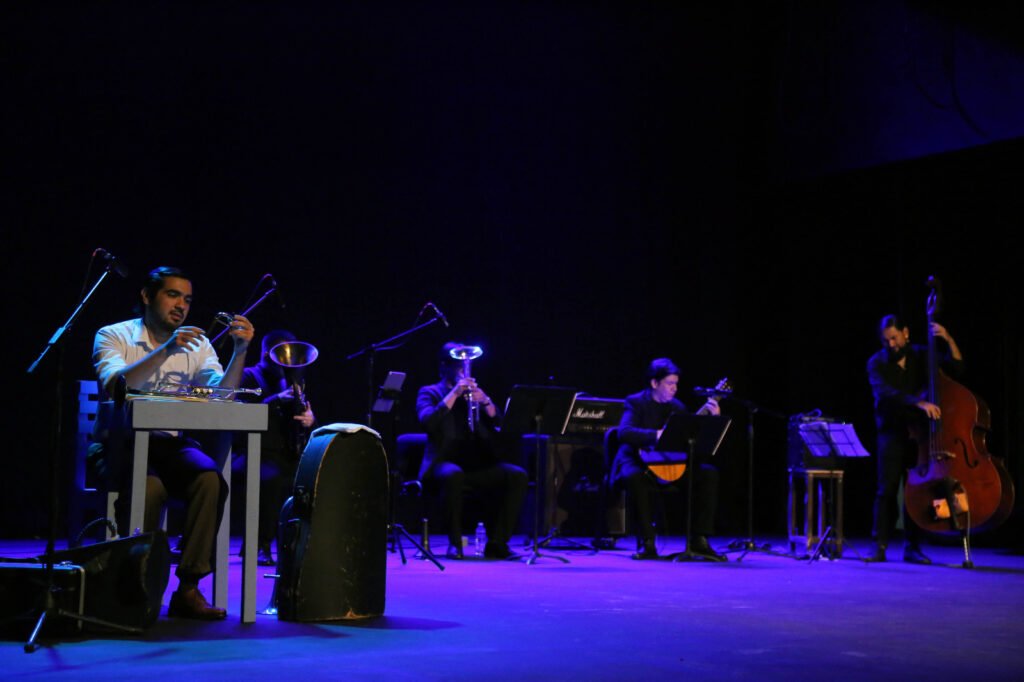 Aplauden a “La Chercheta y el Saxhorn”en su presentación en el Festival