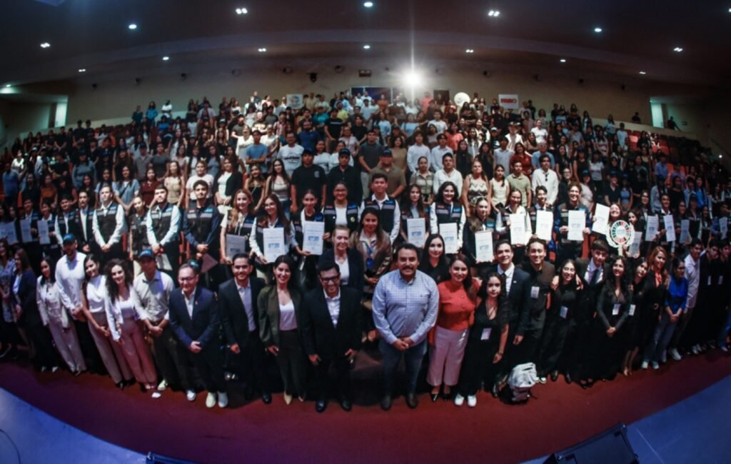 Sinaloa impulsa una nueva generación de 300 jóvenes líderes por el desarrollo sostenible; ONU reconoce a SEBIDES como referente nacional
