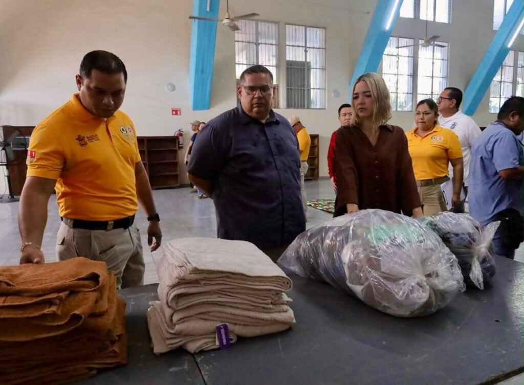 Estrella Palacios supervisa refugios temporales ante llegada del huracán Simón