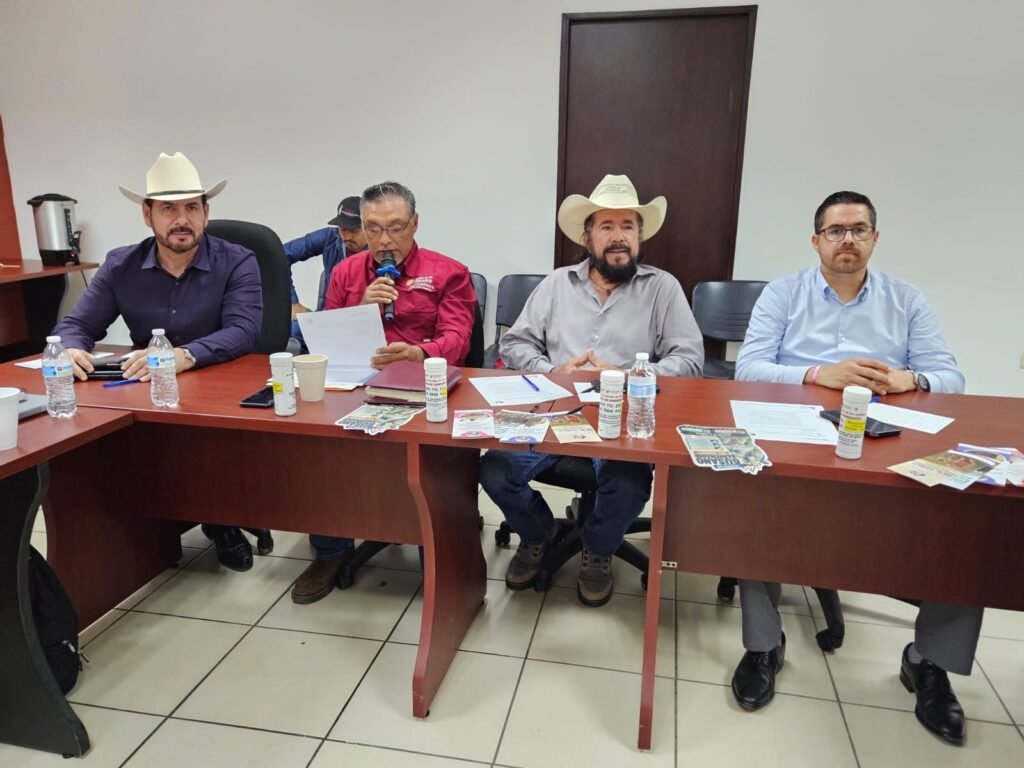 Secretaría de Salud y sector ganadero refuerzan coordinación contra el gusano barrenador