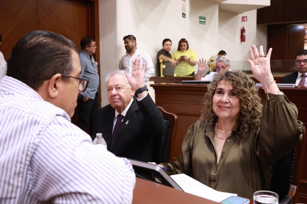 Legisladores del PAS proponen reforzar el marco legal para la prevención del embarazo adolescente en Sinaloa.