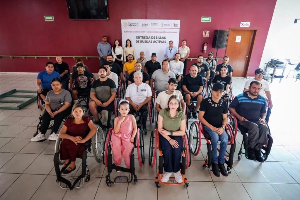 DIF Sinaloa entrega 31 sillas de ruedas activas para fortalecer la autonomía y la inclusión de personas con discapacidad de 10 municipios del Estado