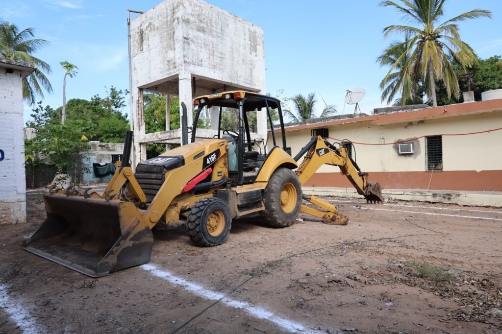 Ponen en marcha la construcción de parques públicos en Ejido Culiacán y Emiliano Zapata